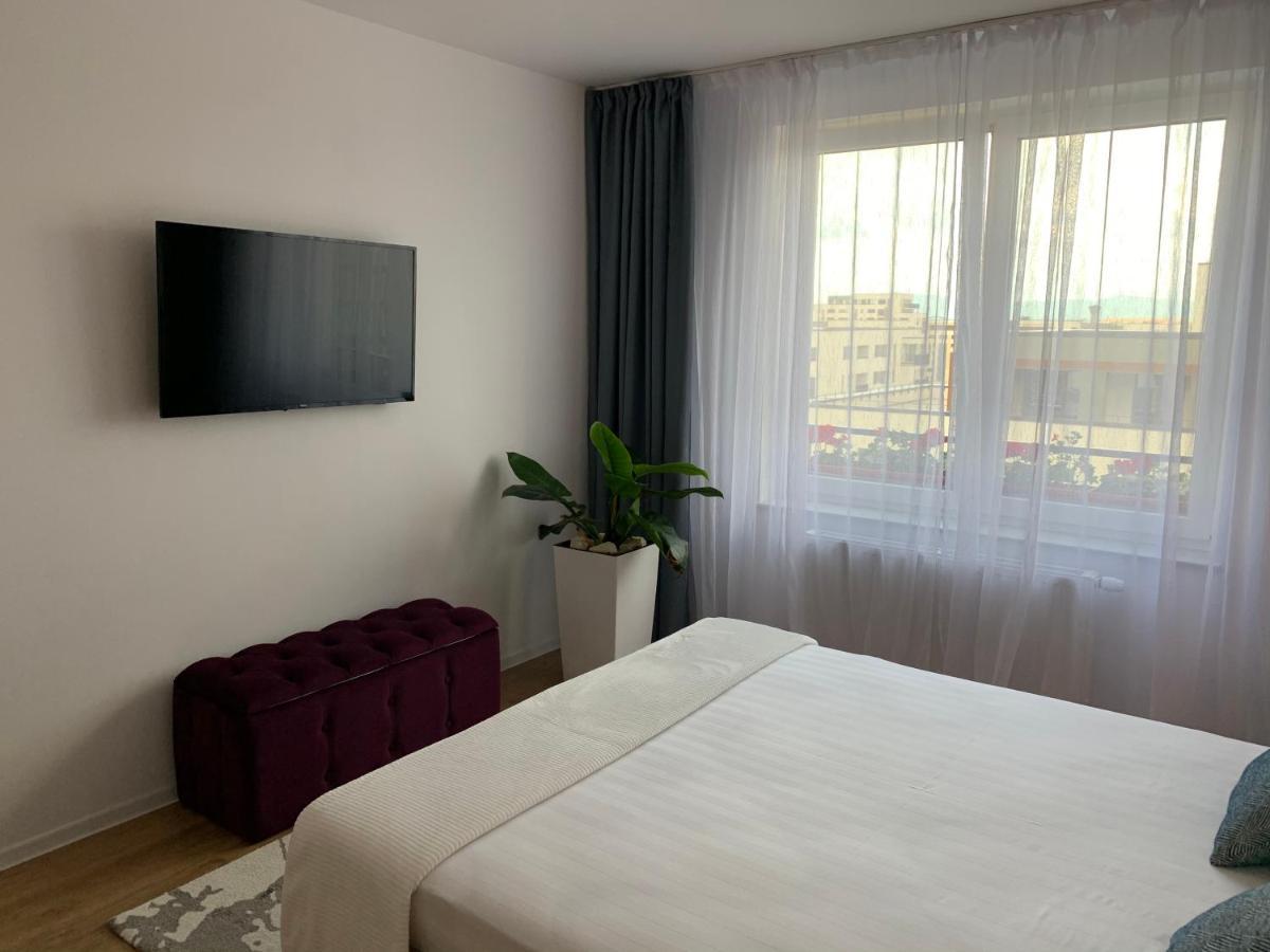 Executive Apartment Avantgarden Coresi Braşov Exteriör bild