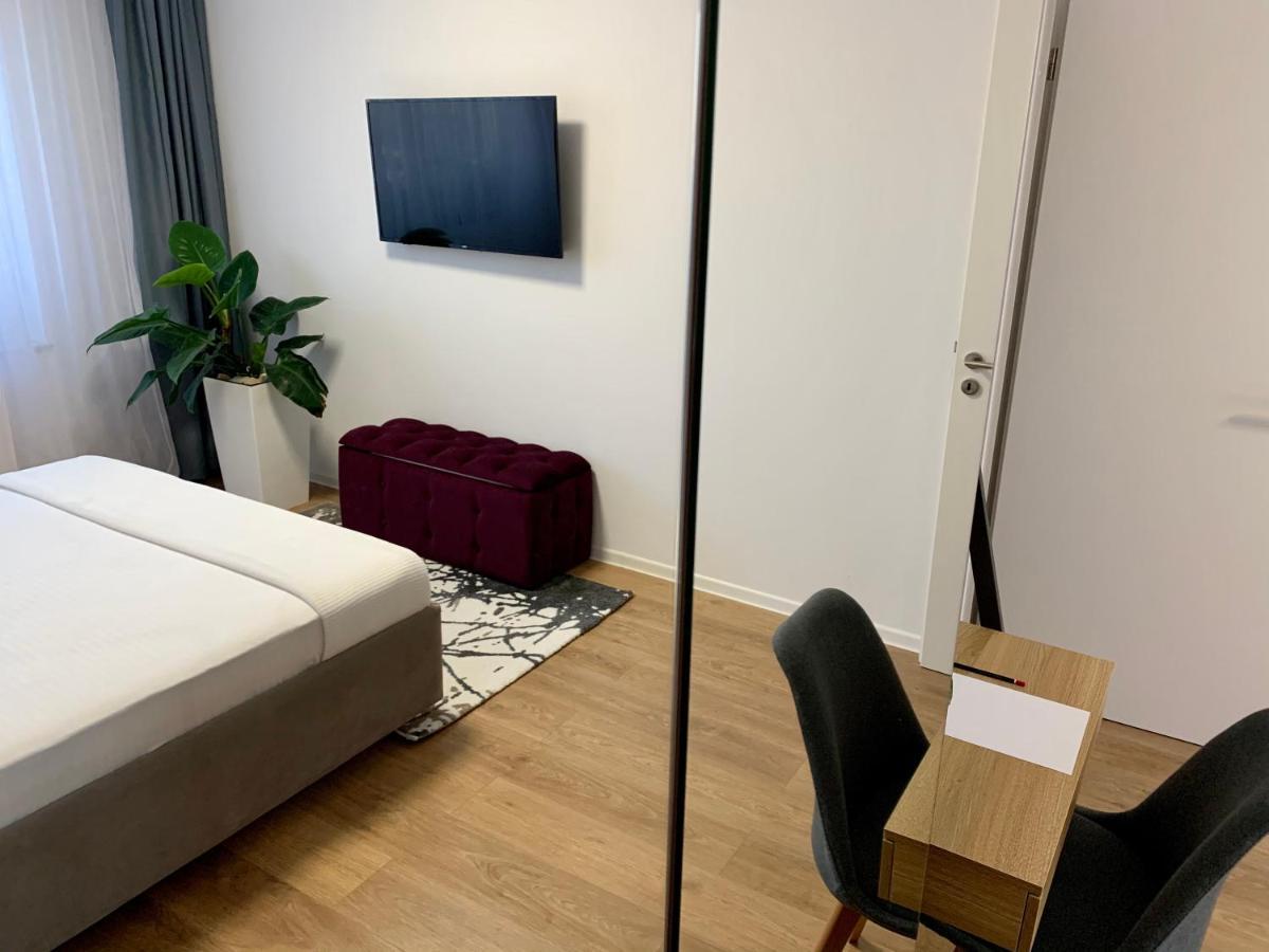 Executive Apartment Avantgarden Coresi Braşov Exteriör bild