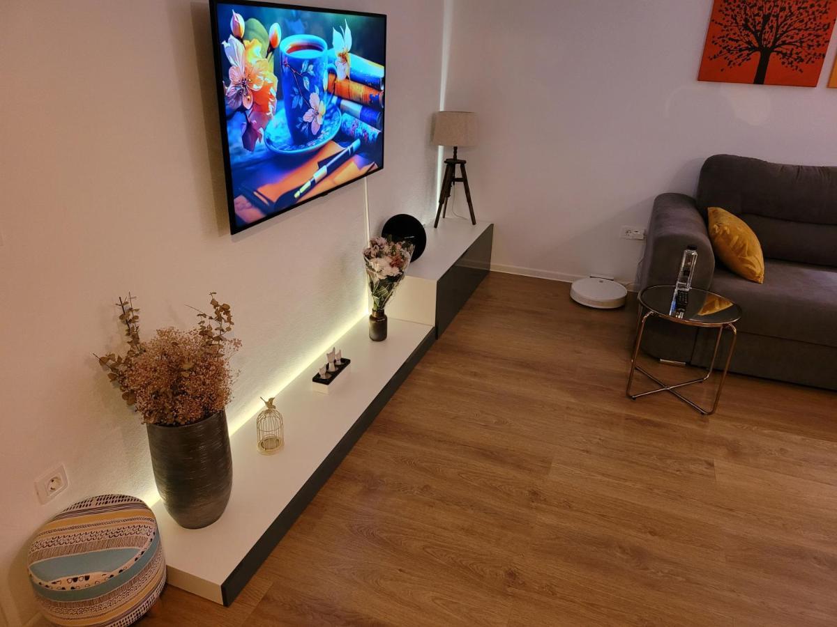 Executive Apartment Avantgarden Coresi Braşov Exteriör bild