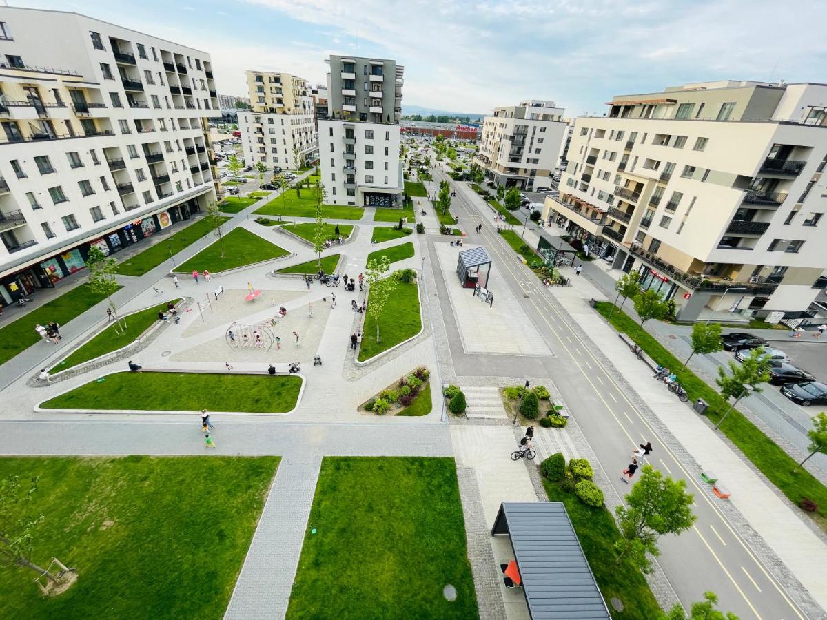 Executive Apartment Avantgarden Coresi Braşov Exteriör bild